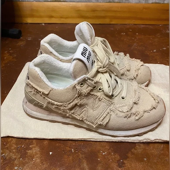 ス*ス様 miumiu newbalance 574 36 ス*ス様 miumiu newbalance 574 36 574 New Balance x Miu Miu Denim